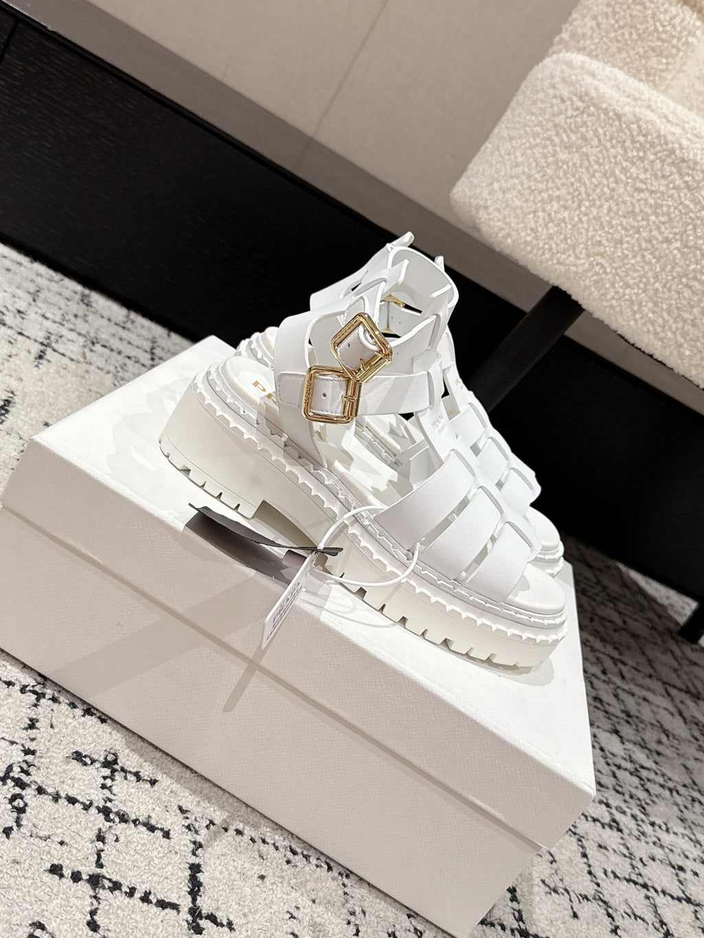 PRADA 25S HIGH TOP OPEN TOE FISHERMAN SANLS IN WHITE CALFSKIN