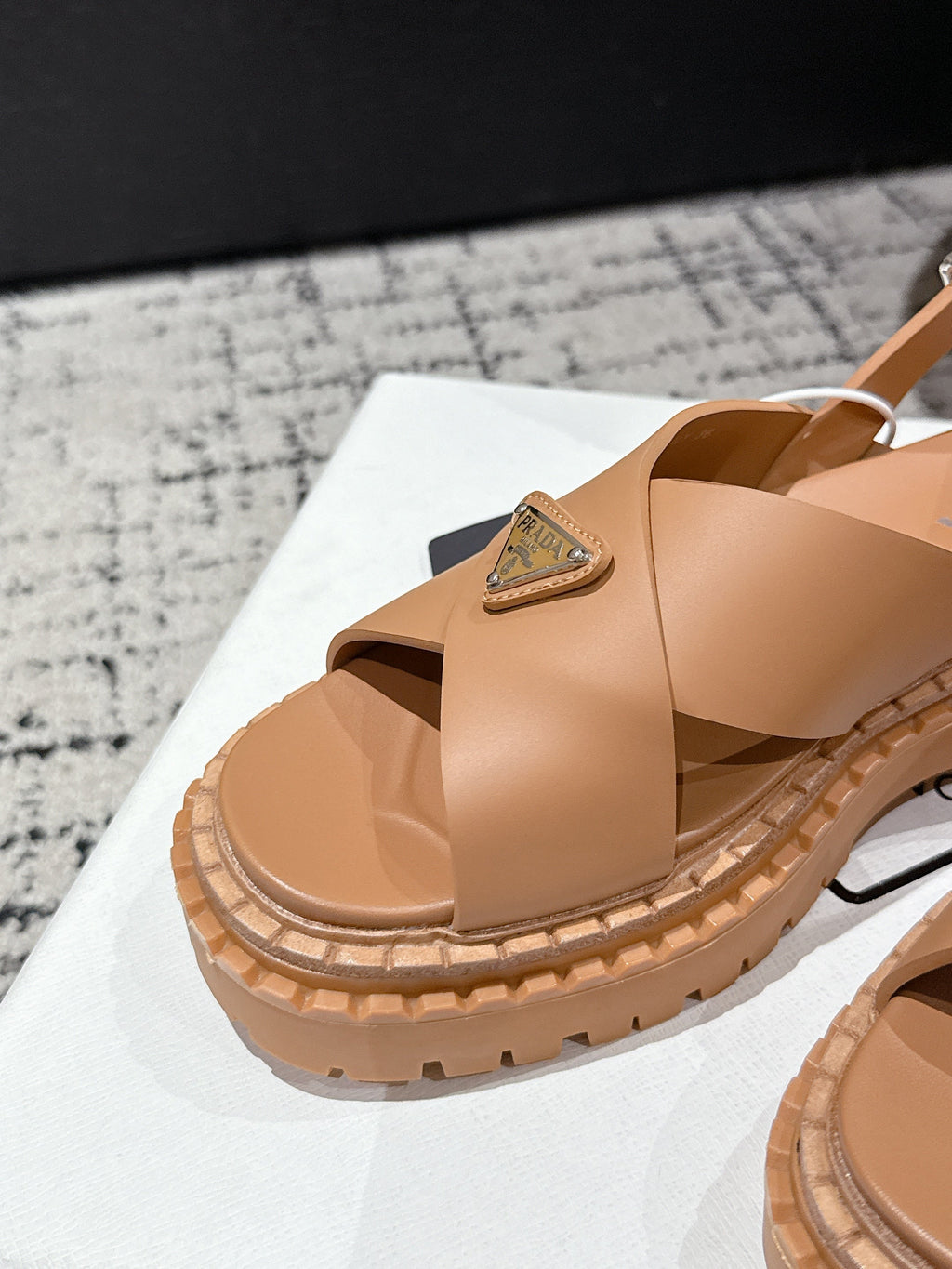 PRADA 25S CRISSCROSS SANLS IN BURNT ORANGE CALFSKIN LOGO