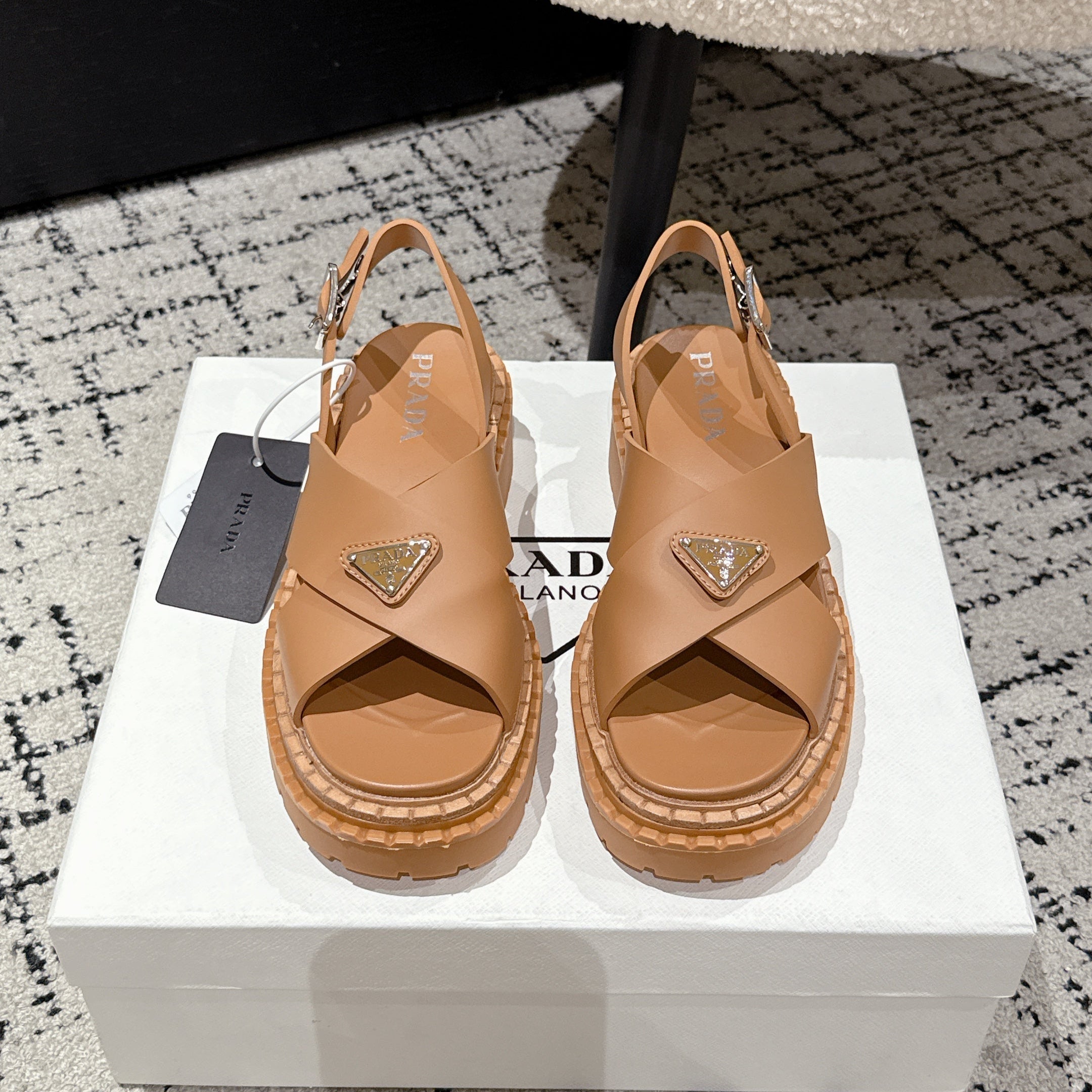 PRADA 25S CRISSCROSS SANLS IN BURNT ORANGE CALFSKIN LOGO