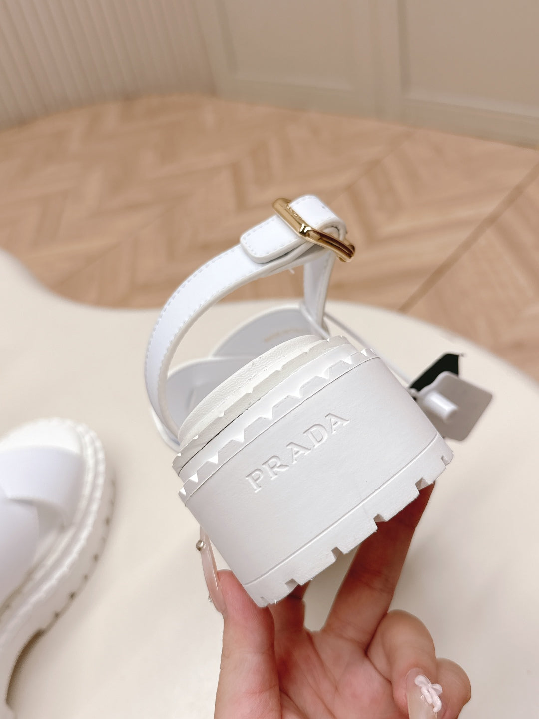PRADA 25S CRISSCROSS SANLS IN WHITE CALFSKIN