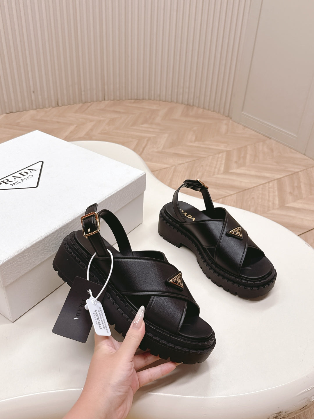 PRADA 25S SANLS IN BLACK CALFSKIN LOGO GOLD HARDWARE