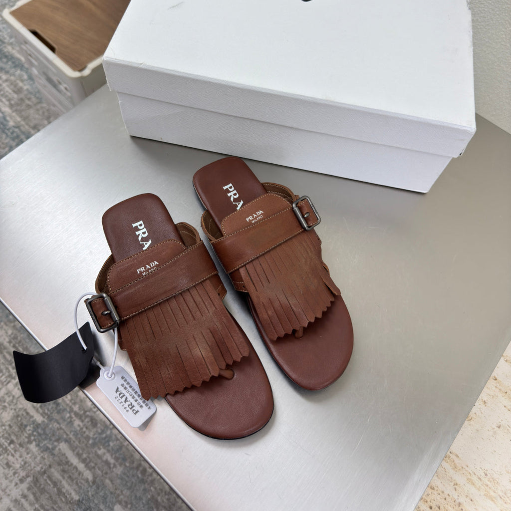 PRADA 25S SHUFFLE LEATHER THONG SANLS IN SIENNA CALFSKIN