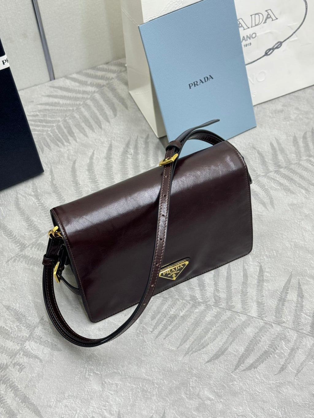 PRADA 25S SHOULDER BAG 23 IN RK BROWN CALFSKIN GOLD HARDWARE