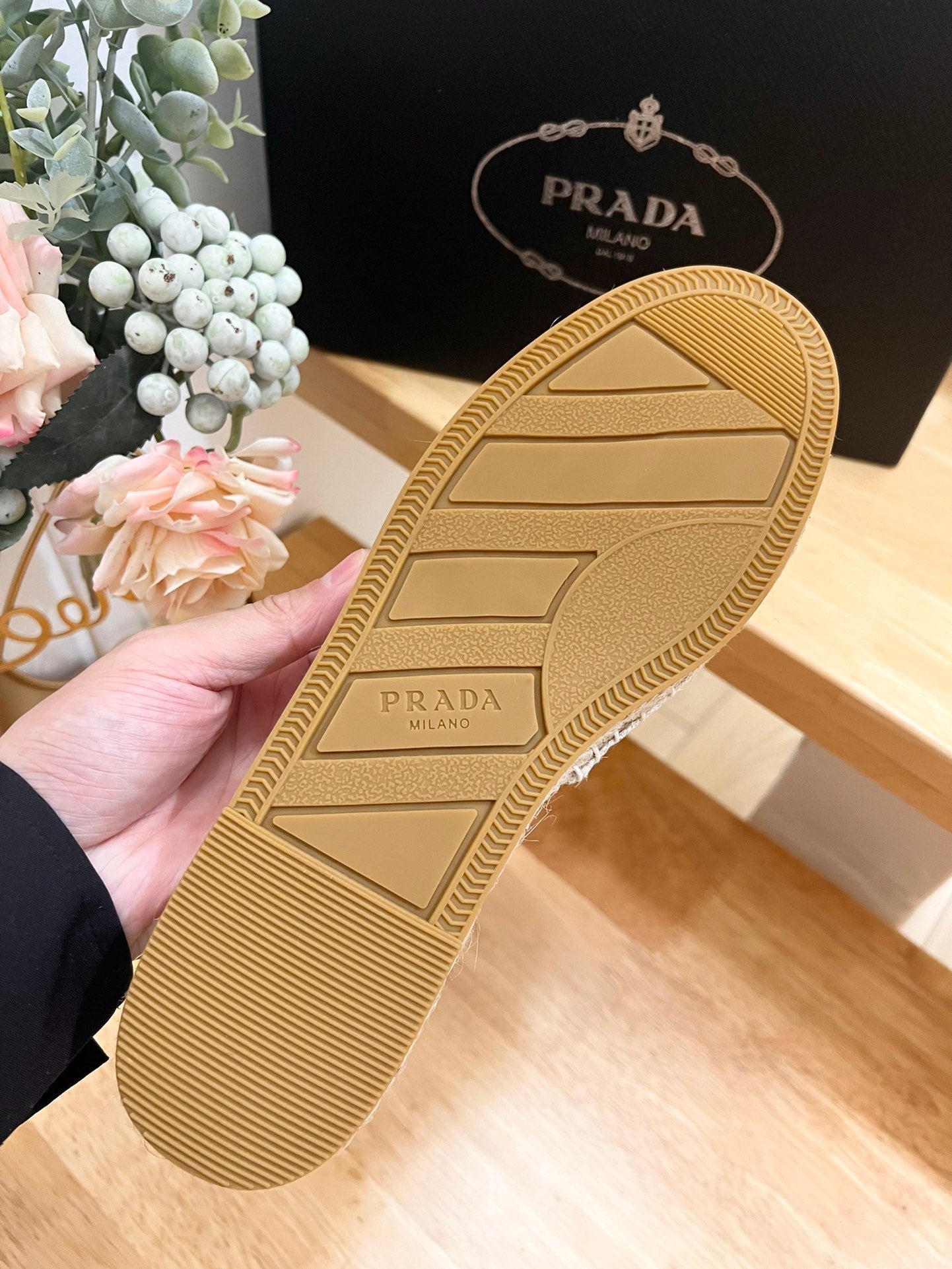 PRADA Pra Slide 20 Beige Velvet Sole Raffia