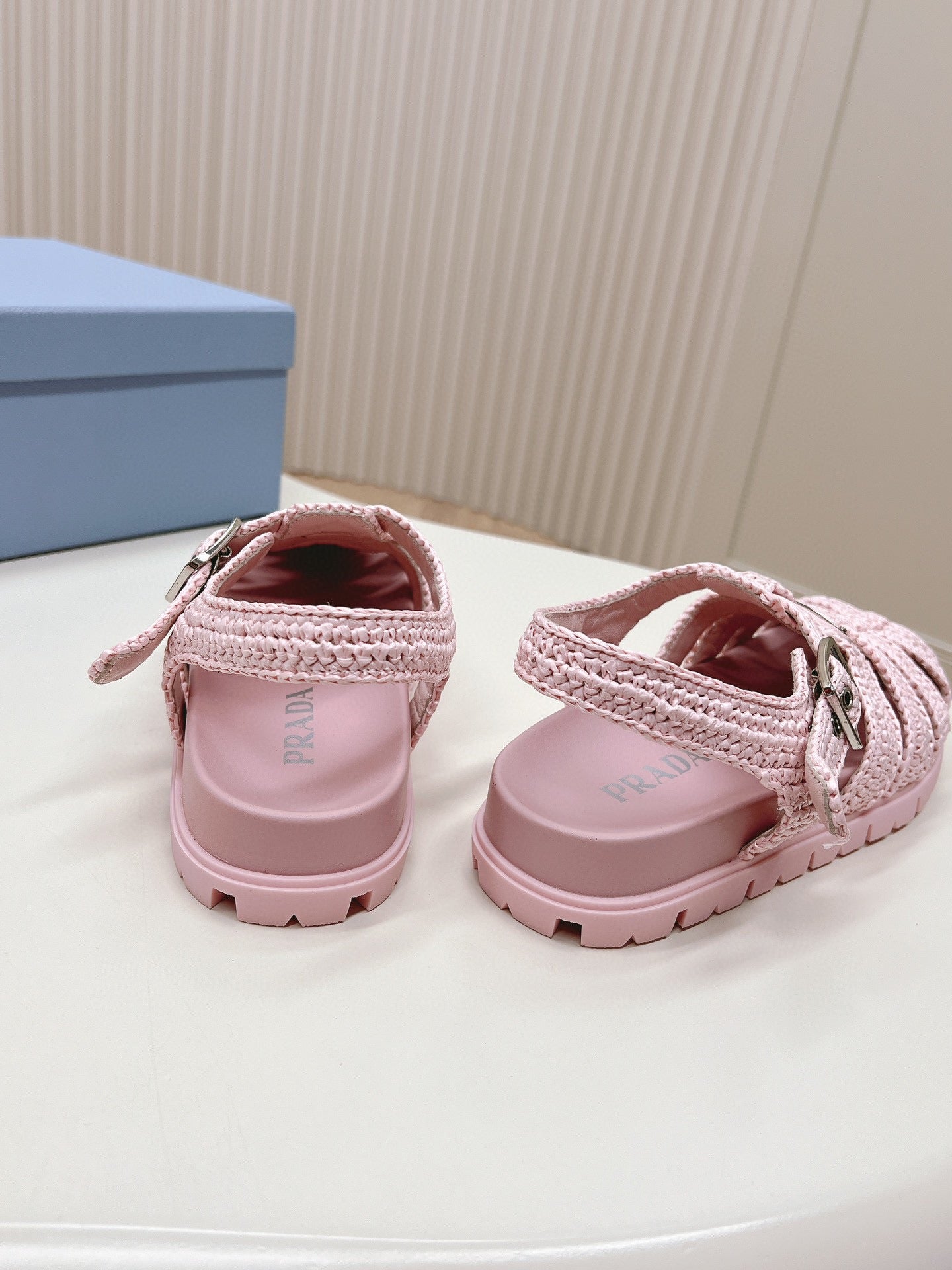 PRADA RUBBER FISHERMAN SANLS LIGHT PINK LAMBSKIN