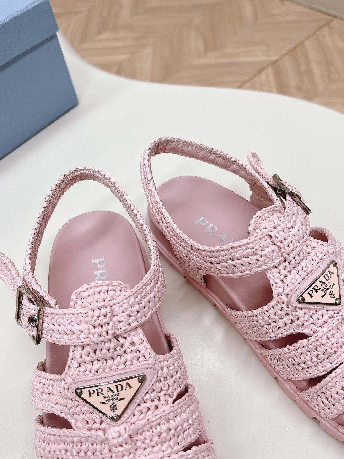 PRADA RUBBER FISHERMAN SANLS LIGHT PINK LAMBSKIN