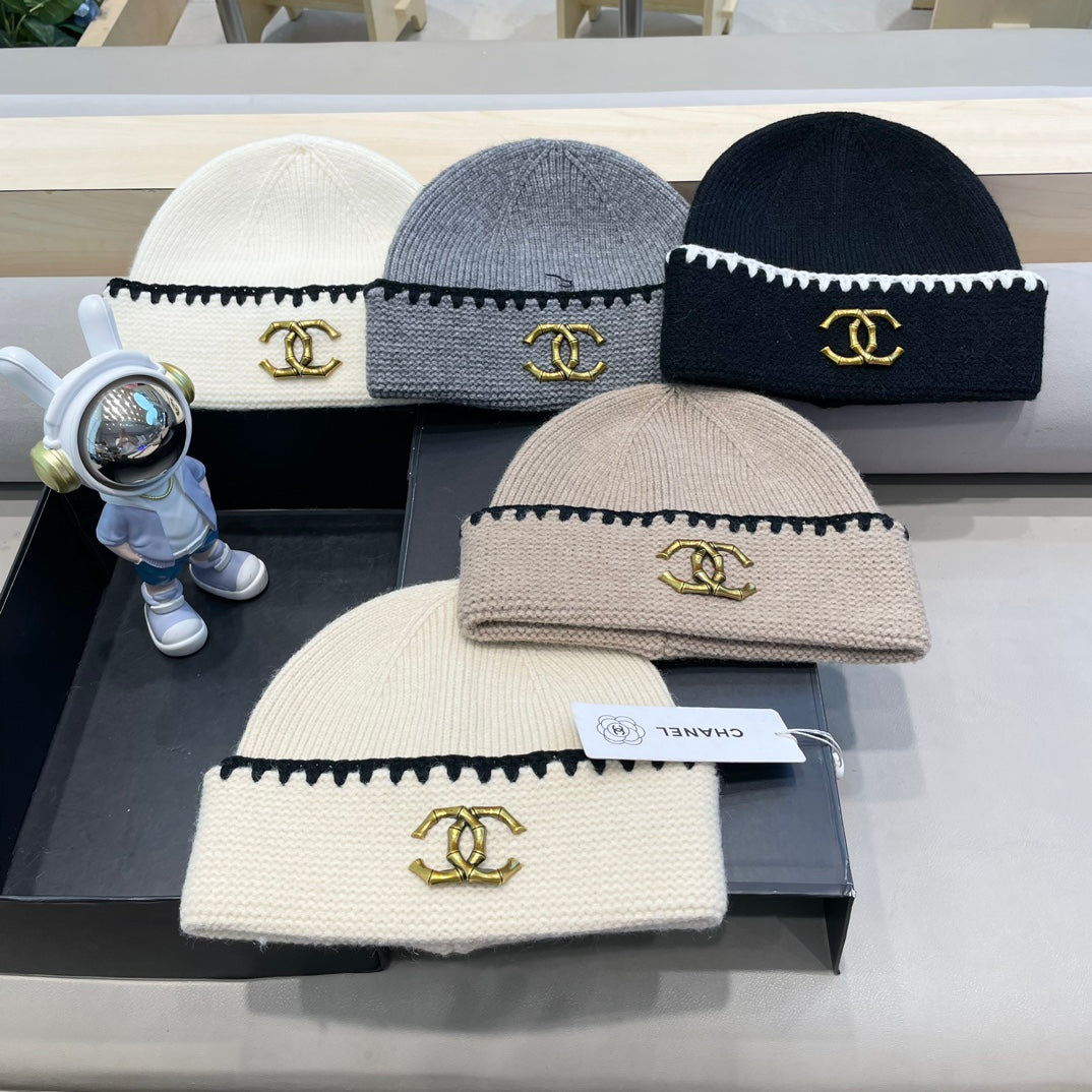 CHANEL KNIT HAT IN SHADOW GRAY WOOL 424301