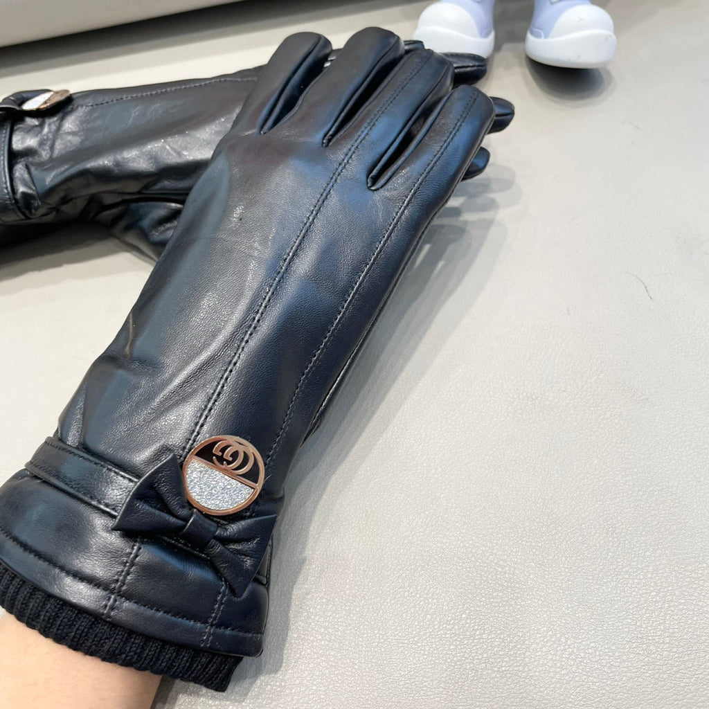 GUCCI GLOVES ATTACHED BOW IN BLACK LAMBSKIN AND WOOL 429202
