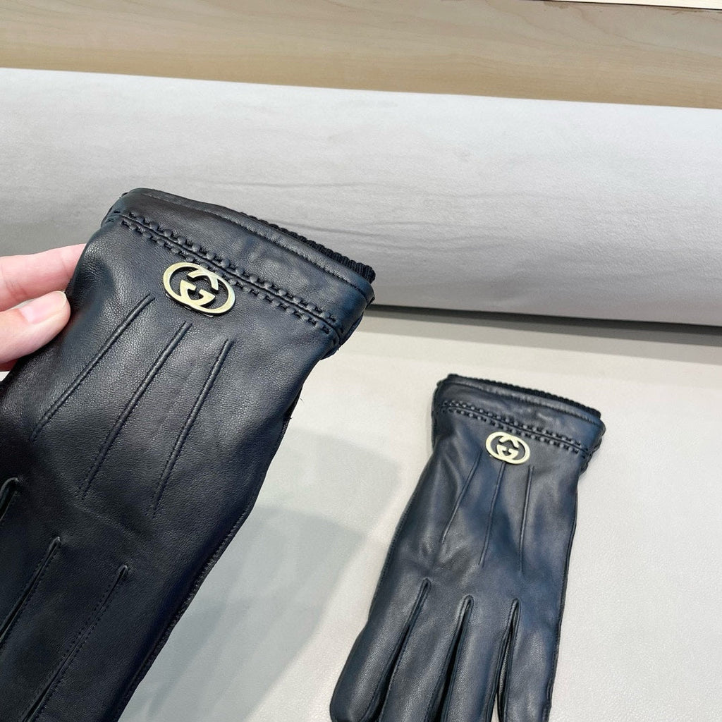 GUCCI GLOVES IN BLACK LAMBSKIN 444432