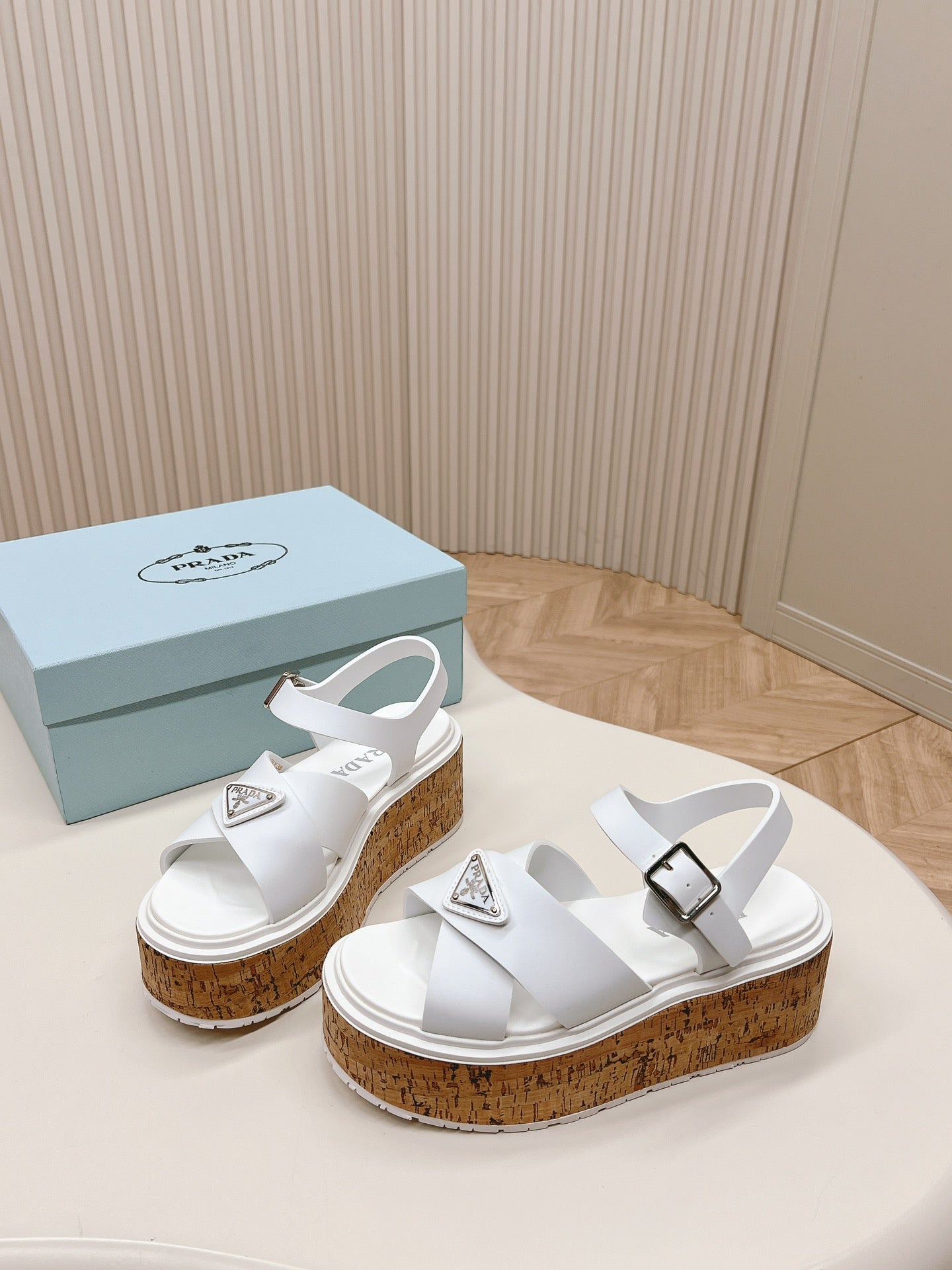 PRADA WEDGE PLATFORM SANLS WHITE CALFSKIN