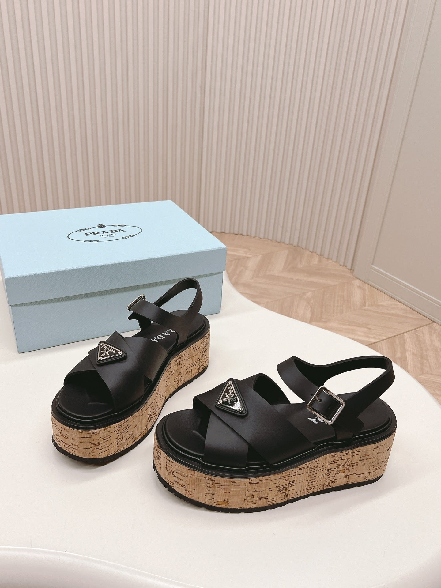 PRADA WEDGE PLATFORM SANLS BLACK CALFSKIN