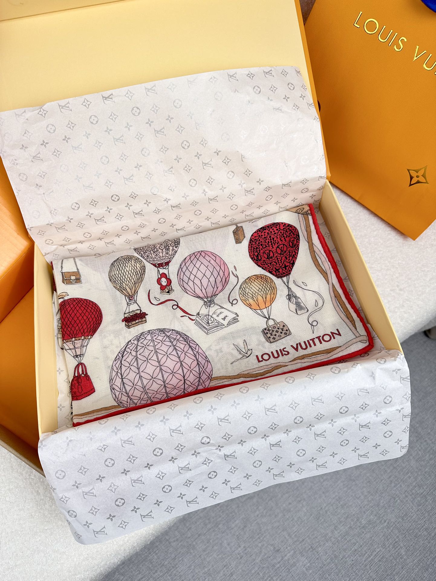 LOUIS VUITTON UP AND AWAY 70 CM SQUARE SILK SCARF COLORFUL 399801