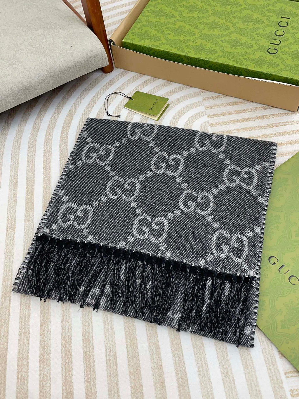 GUCCI JACQUARD WOOL SCARF BLACK 398285
