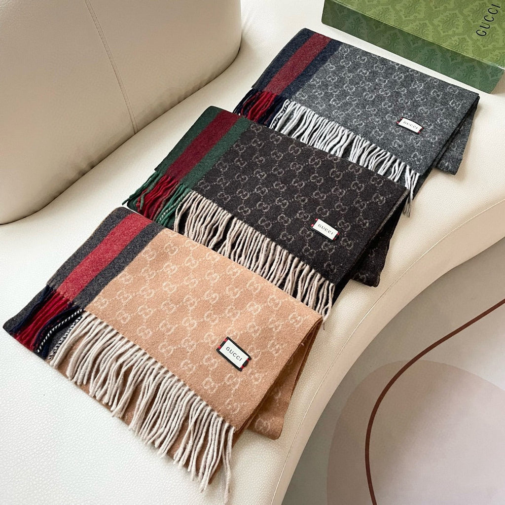 GUCCI SCARF 200 CM IN PEANUT BROWN MONOGRAM CASHMERE 399766