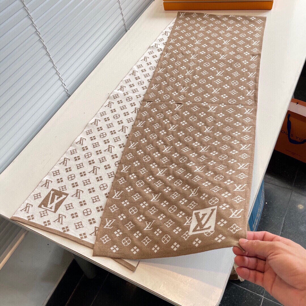 LOUIS VUITTON AMAZINGRAM SCARF 200 CM IN CAMEL BEIGE WOOL AND SILK 396530