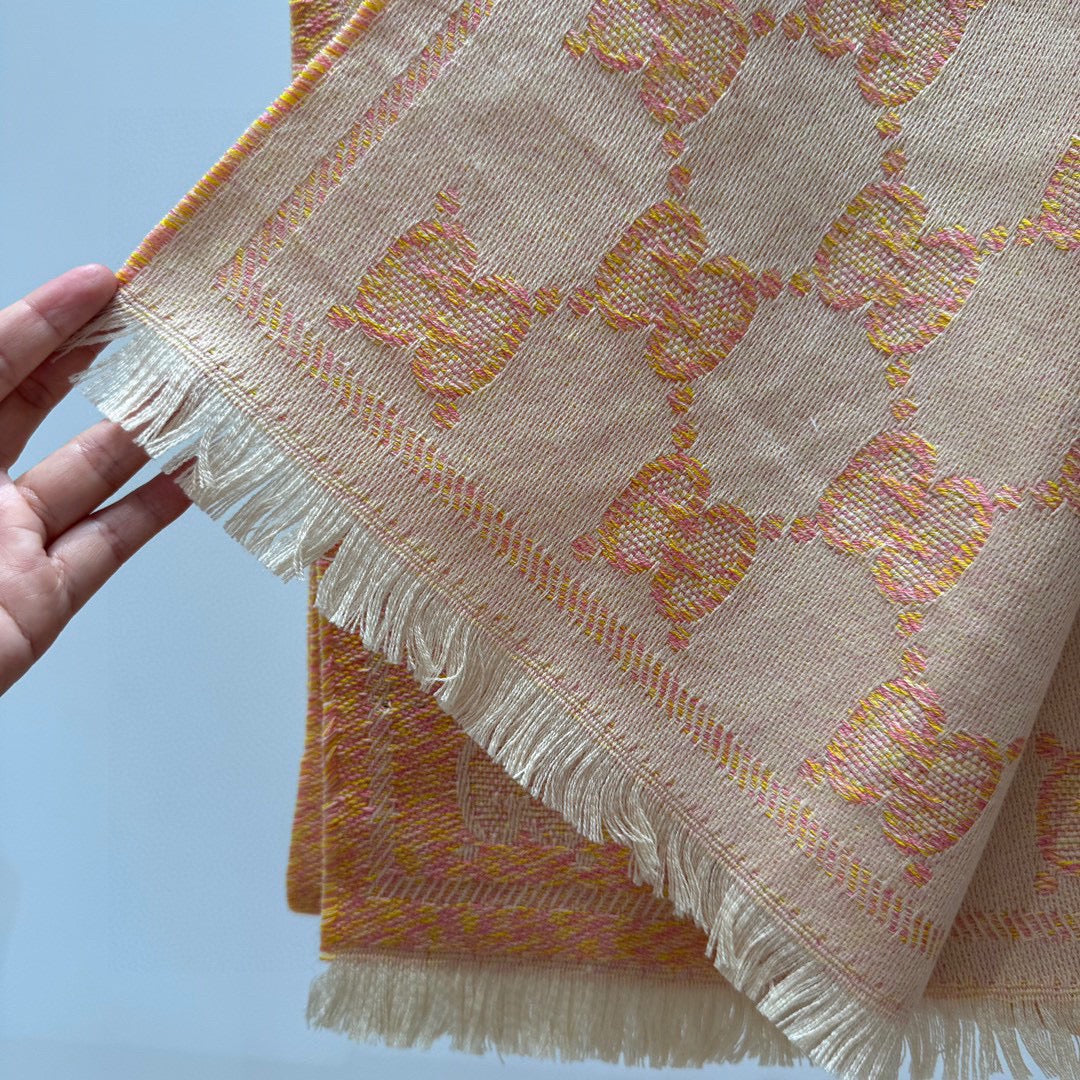 GUCCI SCARF 195 CM IN MELON ORANGE WOOL 399810