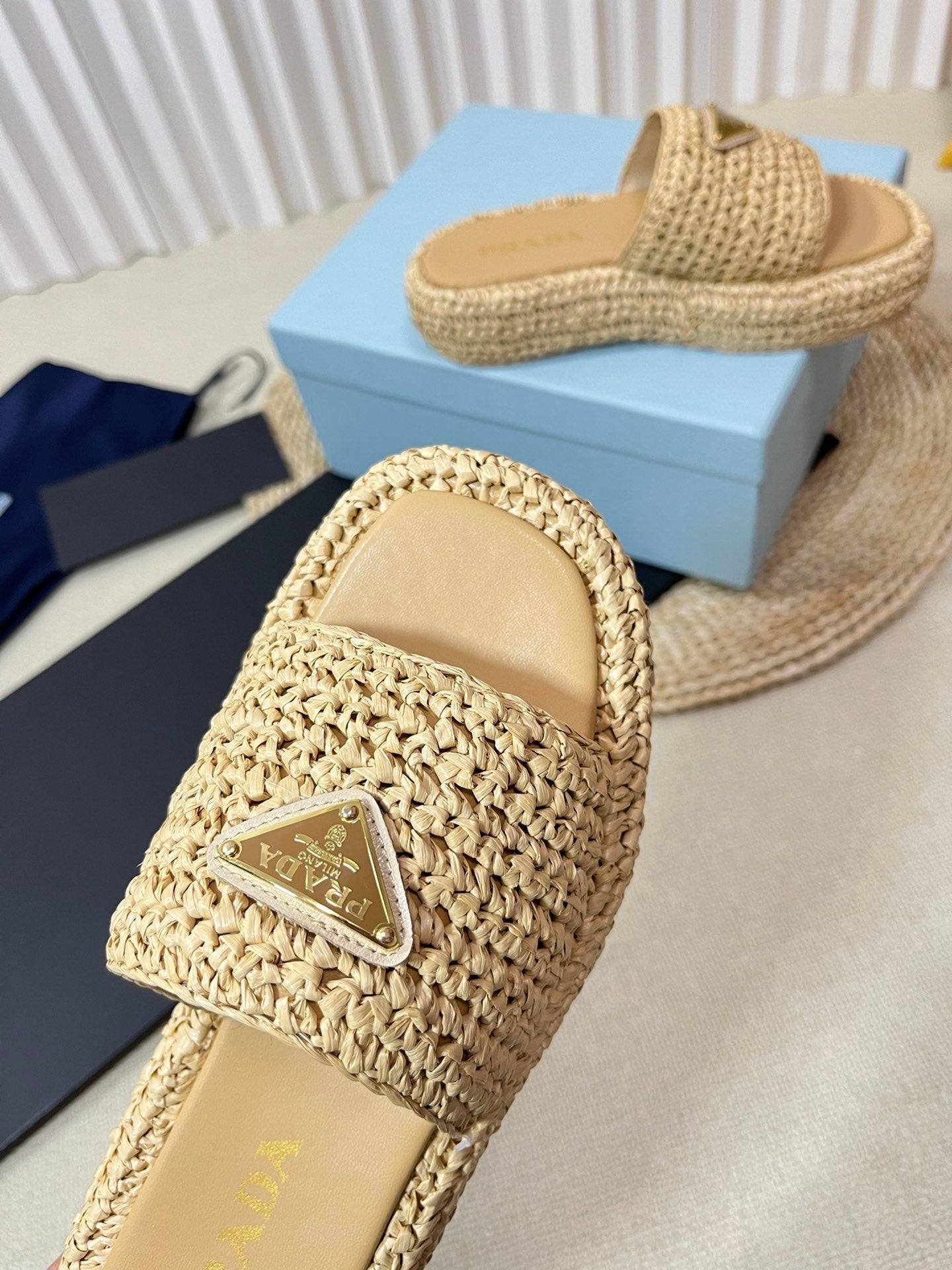 PRADA CROCHET FLATFORM SLIDES BEIGE RAFFIA