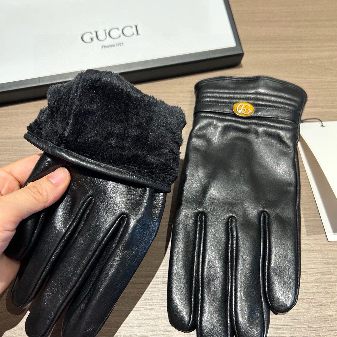 GUCCI TOUCHSCREEN GLOVES IN BLACK LAMBSKIN 435967