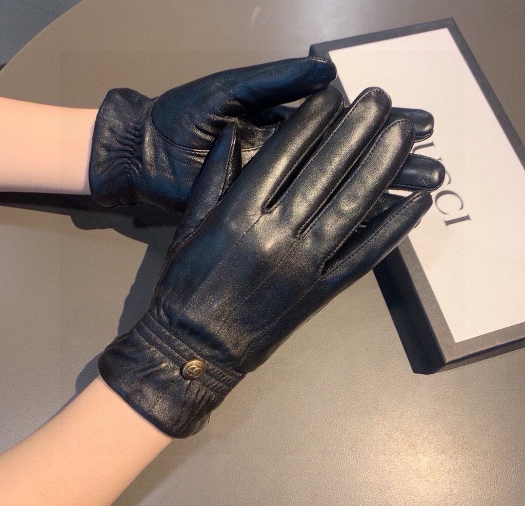 GUCCI TOUCHSCREEN GLOVES WITH DOUBLE CORD TIGHTENING IN BLACK LAMBSKIN 440488
