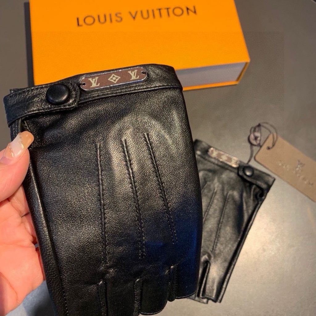 LOUIS VUITTON FINGERLESS GLOVES IN BLACK LAMBSKIN 453646
