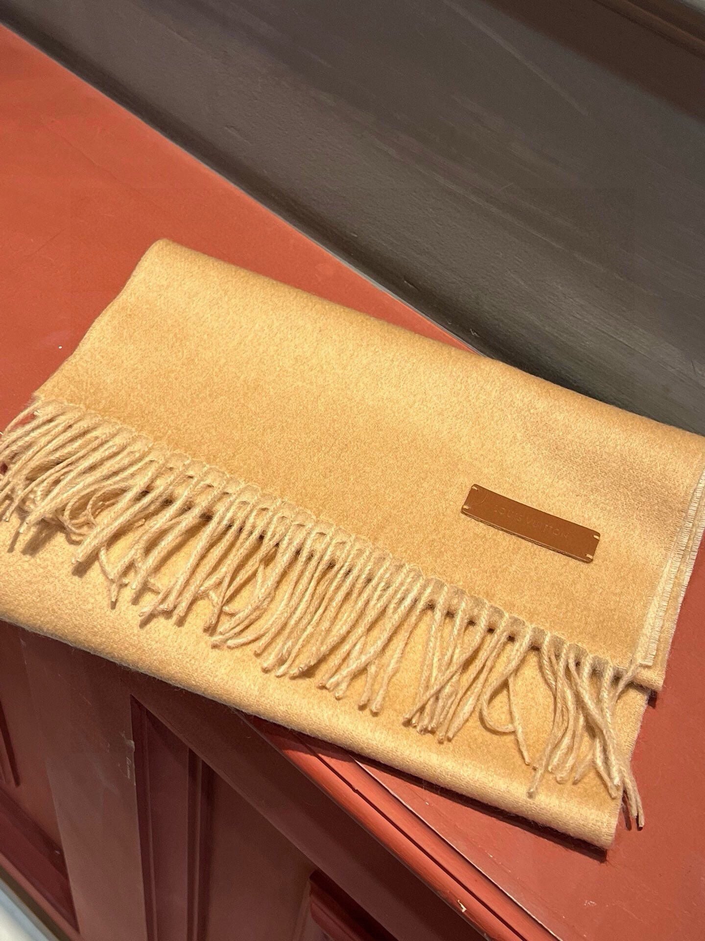 LOUIS VUITTON SCARF 180 CM IN MEDIUM BROWN CASHMERE 396482