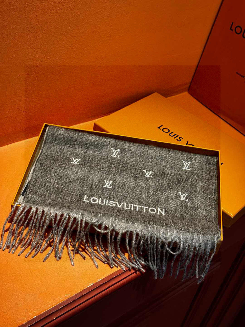 LOUIS VUITTON LV SCARF 180 CM IN CASHMERE 730576