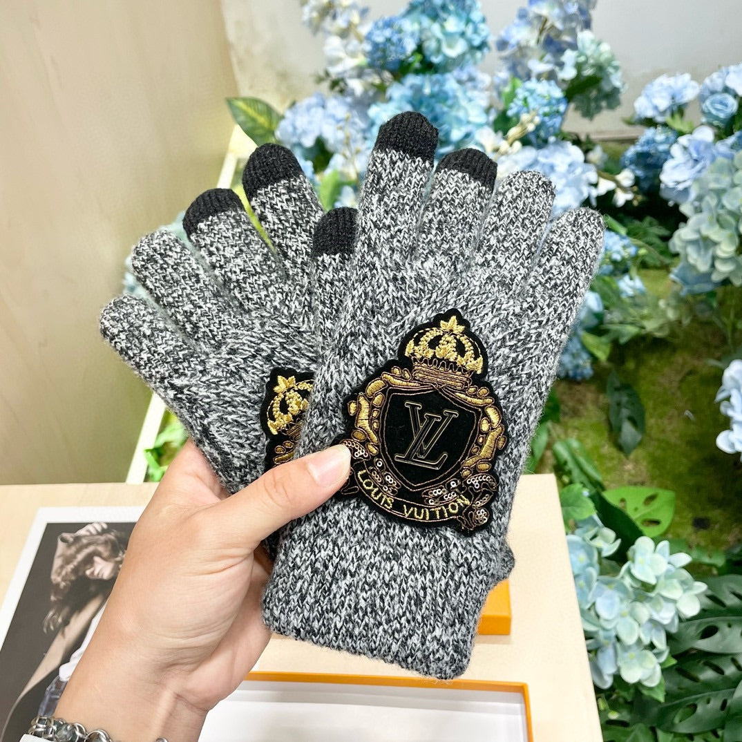 LOUIS VUITTON TOUCHSCREEN GLOVES IN STEEL GRAY WOOL 454594