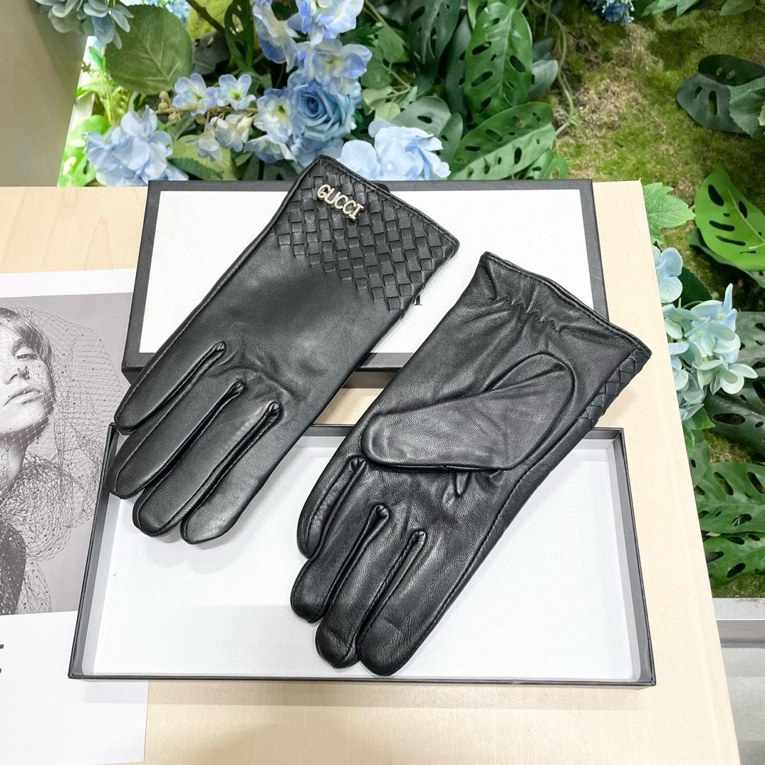 GUCCI GLOVES IN BLACK SHEEPSKIN 456295