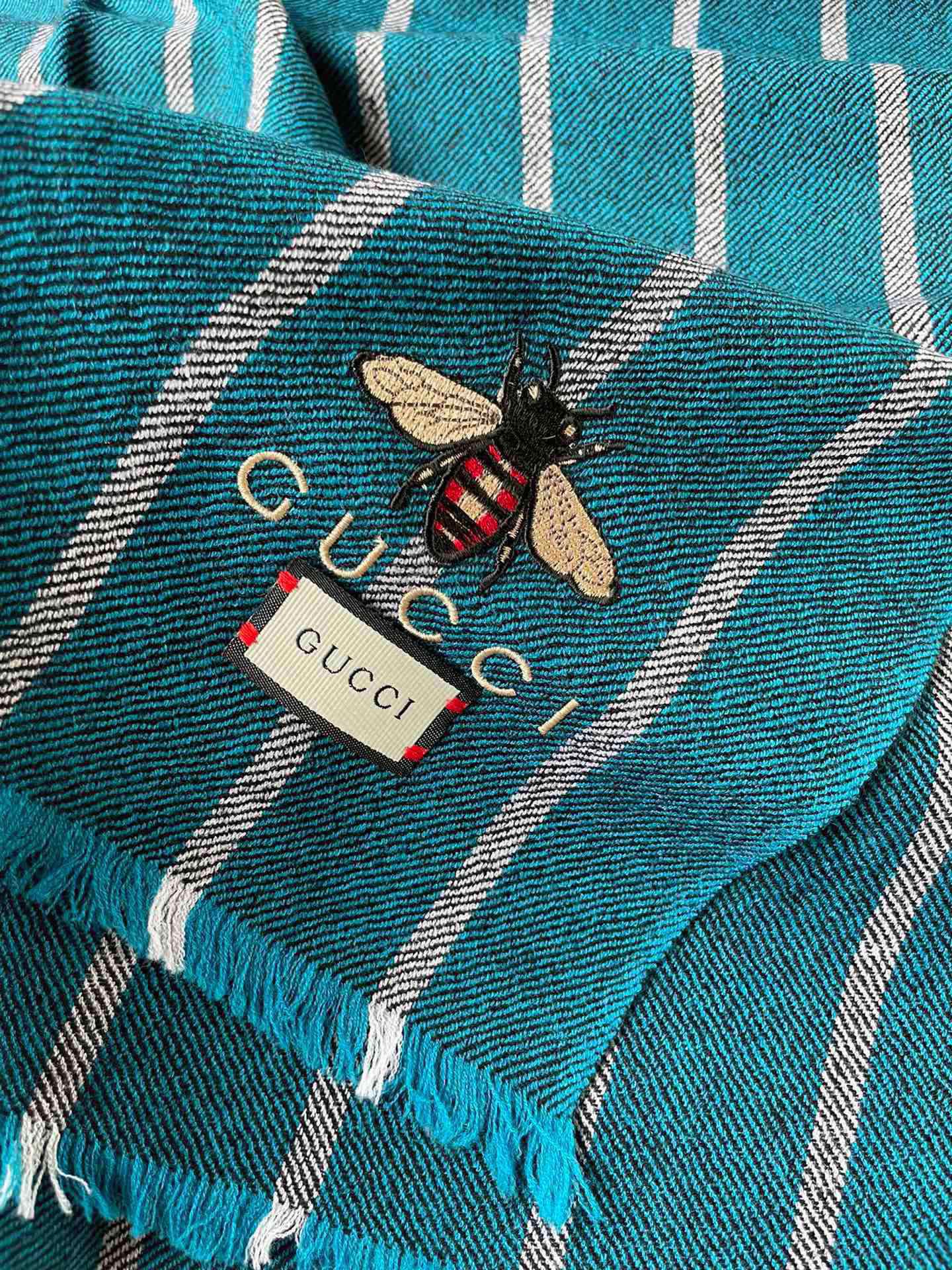 GUCCI SCARF 200 CM IN COLORFUL CASHMERE 402211